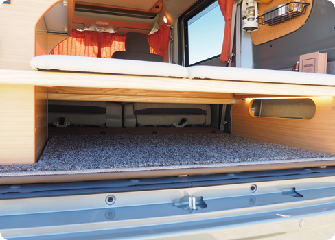 走行時リアシートモード